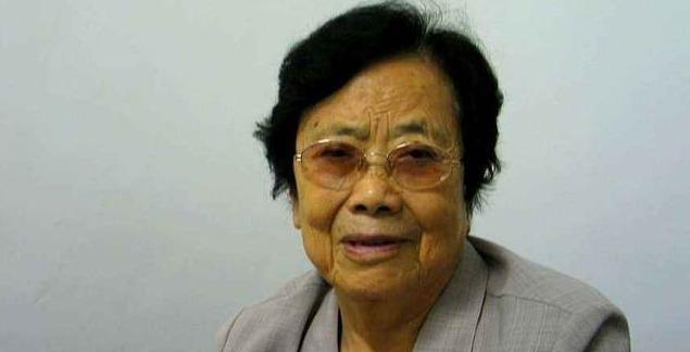 1986年，聂元梓被批准保外就医，但她却面临着众叛亲离的尴尬境地，出狱后的她竟然