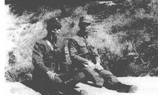 1938年10月武汉会战后，国民政府退守华中，抗战进入相持阶段。蒋介石为重整战力