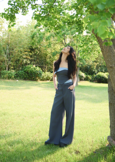赵奕欢身上的夏日松弛感，真的很喜欢她的状态！