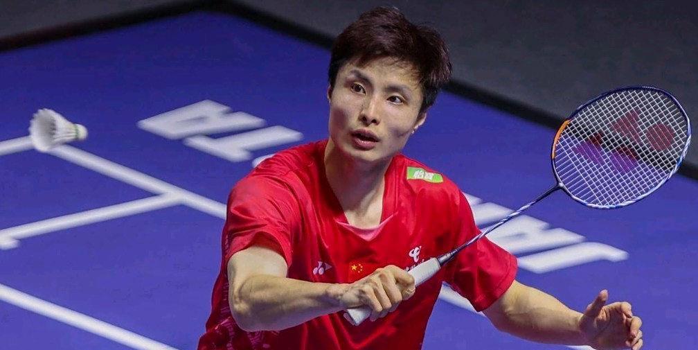 石宇奇夺冠，羽毛球男单/最新世界排名[鲜花]

相比上期，继续排名世界第一
连丢