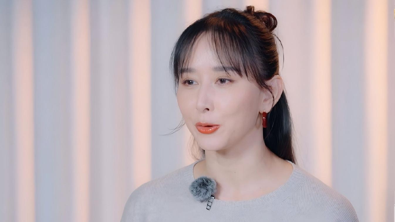 为啥说胡静才是妻旅团的团宠？看戚薇老喜欢逗她就知道了