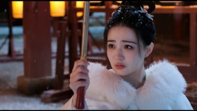 徐璐是不是内推颧骨了，现在真的好漂亮  只是平子眉 ​​​
