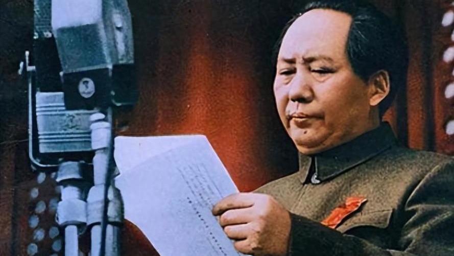 抗战胜利后，为何毛主席一定要进军东北？晚一步，必成第二个外蒙！