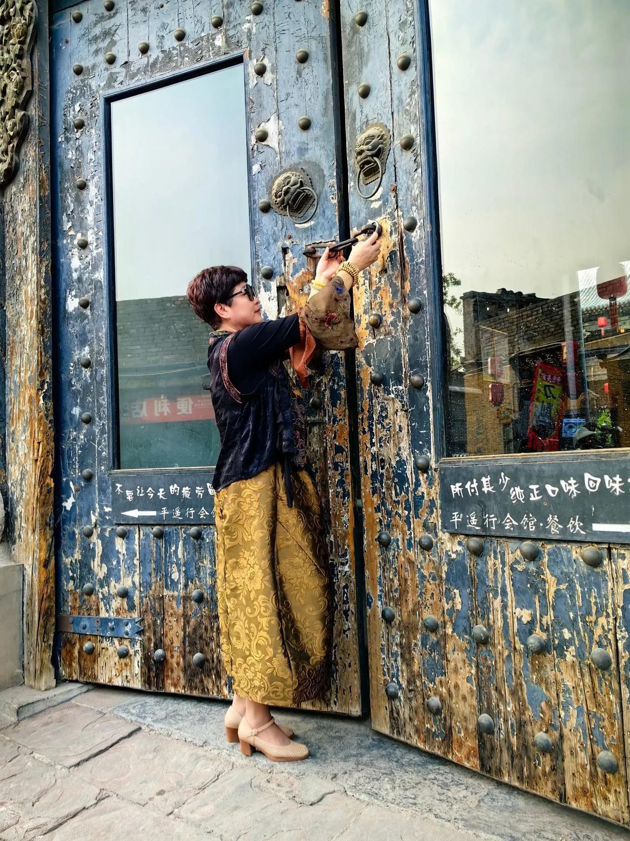 退休生活：下决心减肥，半个月过去了体重一点没变。
反思减肥失败的原因，有主观原因