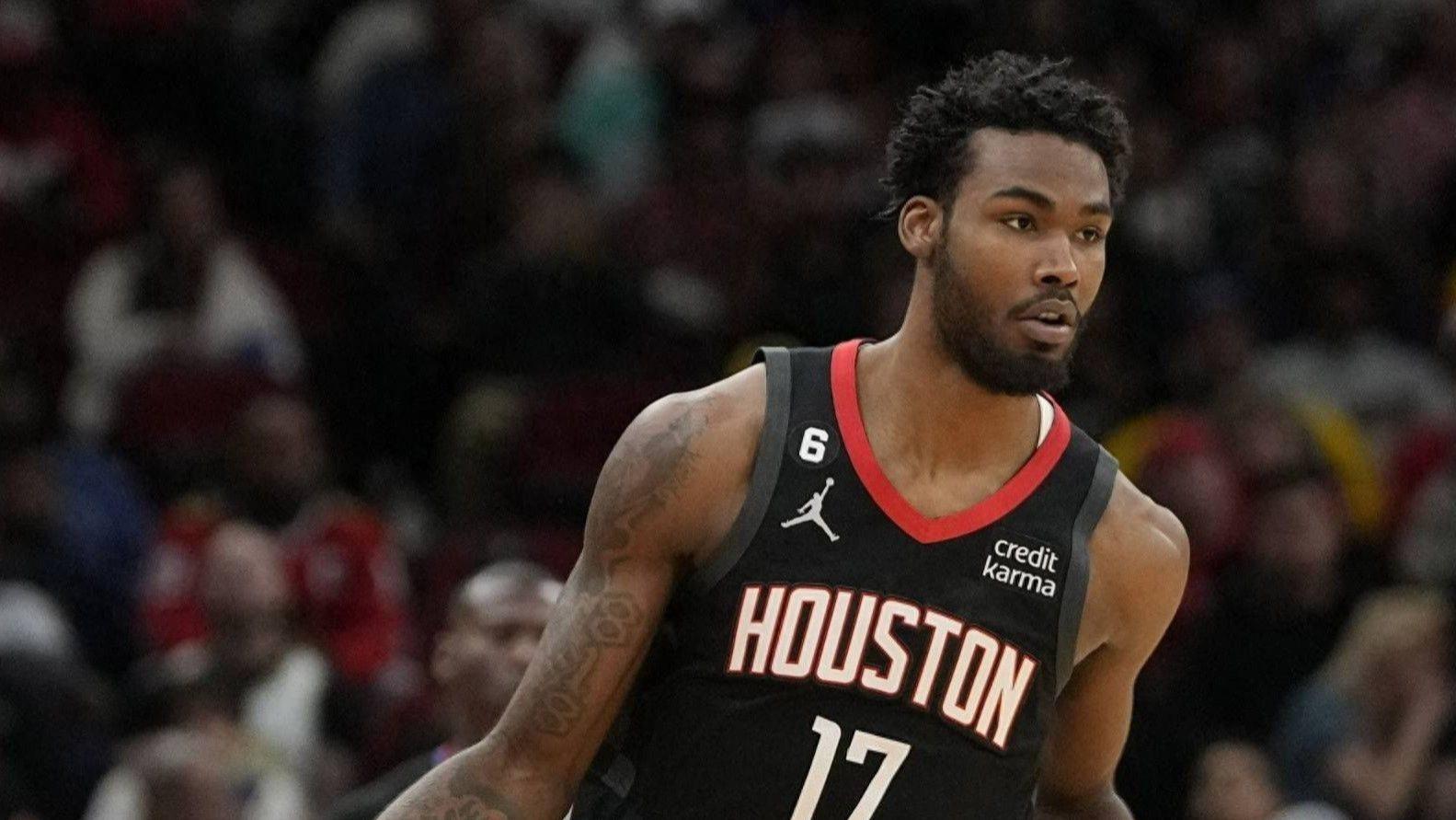 伊森伤病不断，在火箭队得到大合同可能性越来越低