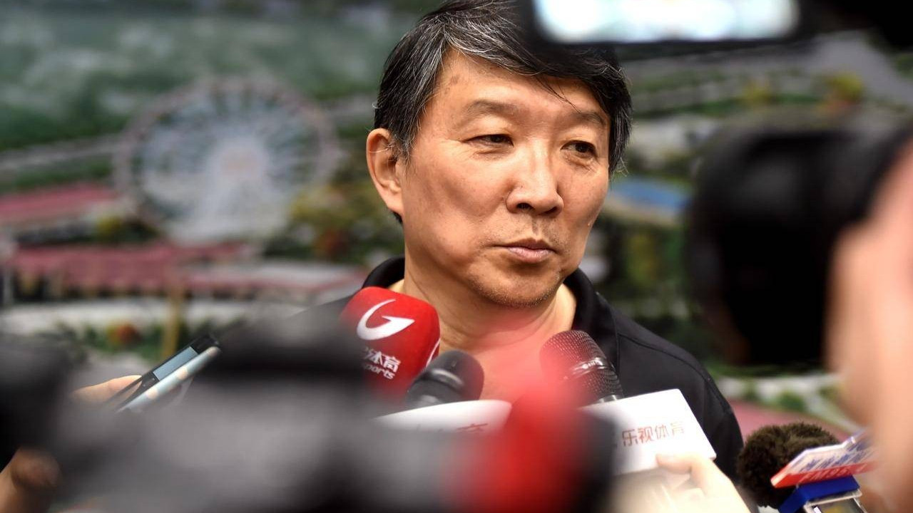 女篮丢冠宫鲁鸣恐大换血，离队第一人或是她，19+7+7比李梦还能打