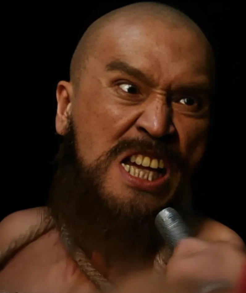 大家有没有觉得，栾元晖在《大生意人》这形象，演个管带真的是屈才了，这要是去演个《