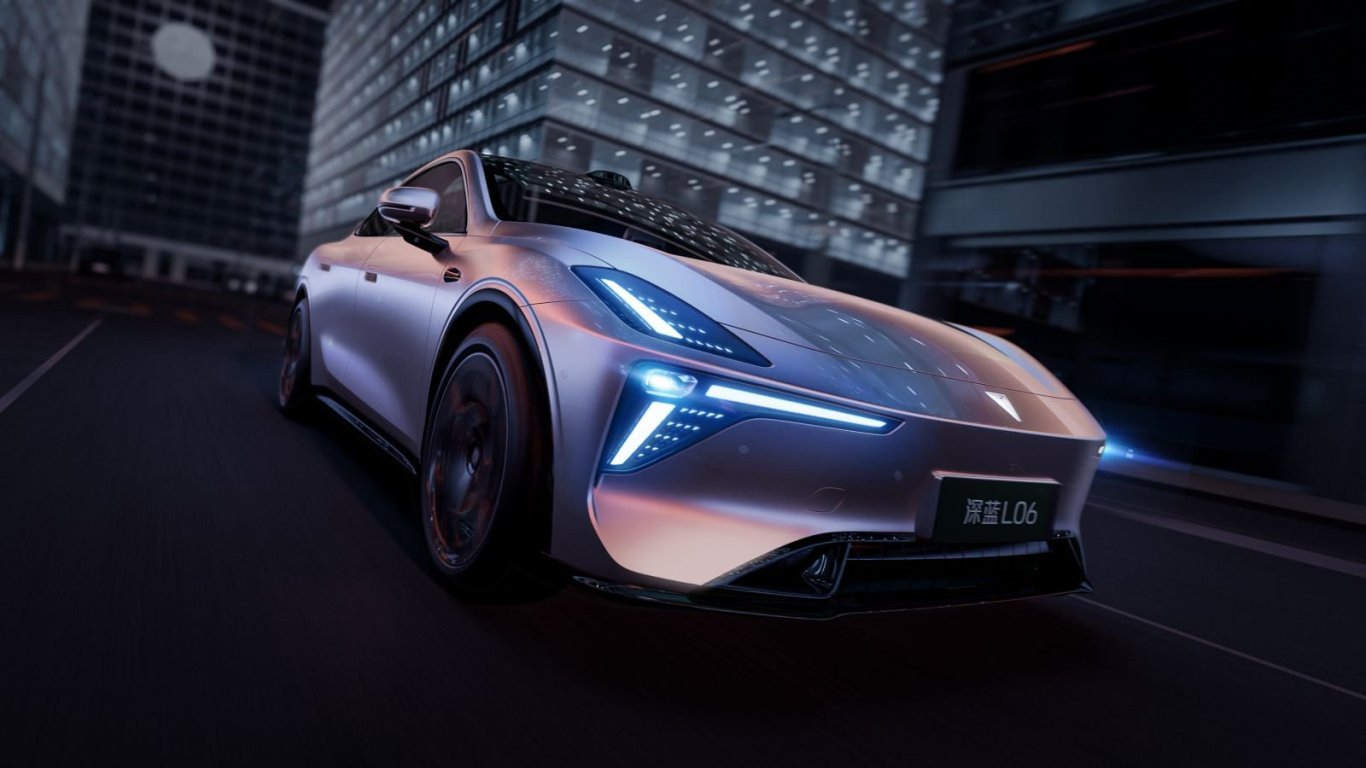 3纳米车规级芯片，磁流变悬架，深蓝L06预售价13.99万起