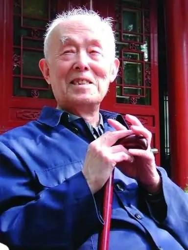 曾任北大副校长的季羡林曾说：“大多数人来到这个世界上就是凑数的，为了一口吃的，天
