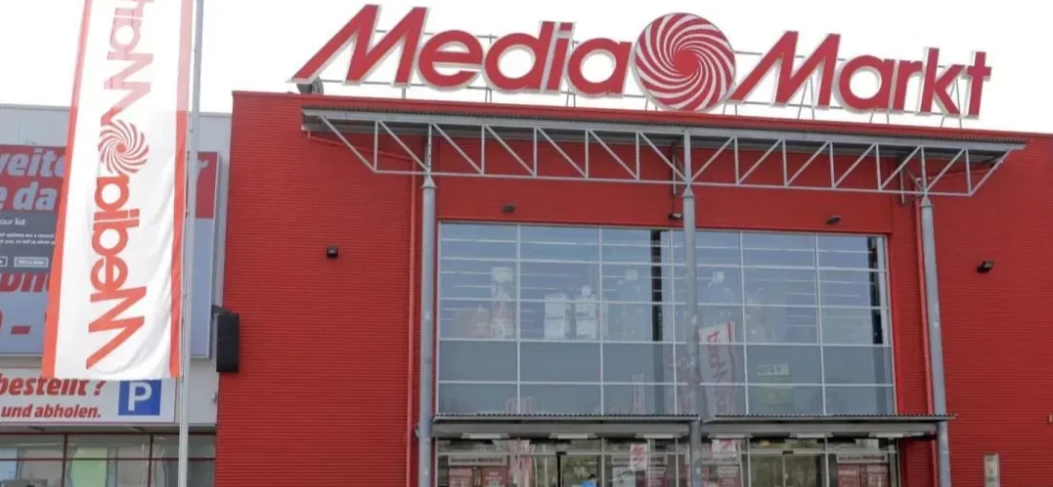 刘强东花180亿收购德国家族零售巨头，京东出海战略再下一城

我刚刚看到京东这个