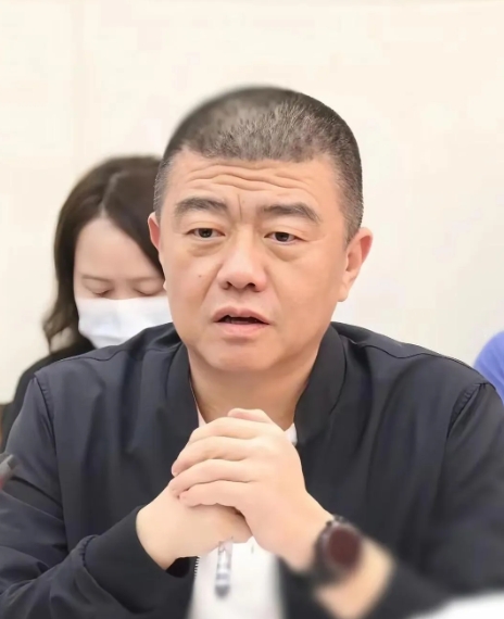 巨亏334亿，深圳地铁“霸气”回应！
4月末，深铁发布“重大损失公告”，称202