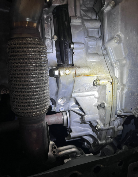 十代半雅阁变速箱渗油。
咨询一下大家的雅阁变速箱有没有出现渗油或漏油的情况。我的