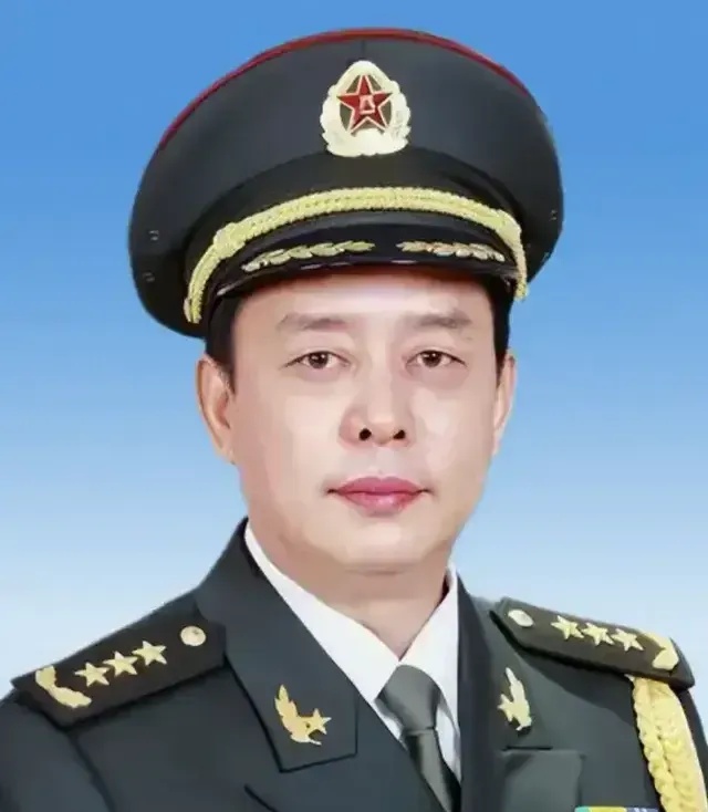 刘冬冬，参加对越自卫反击战，2015年2月25日在北京去世。



他不仅是一位