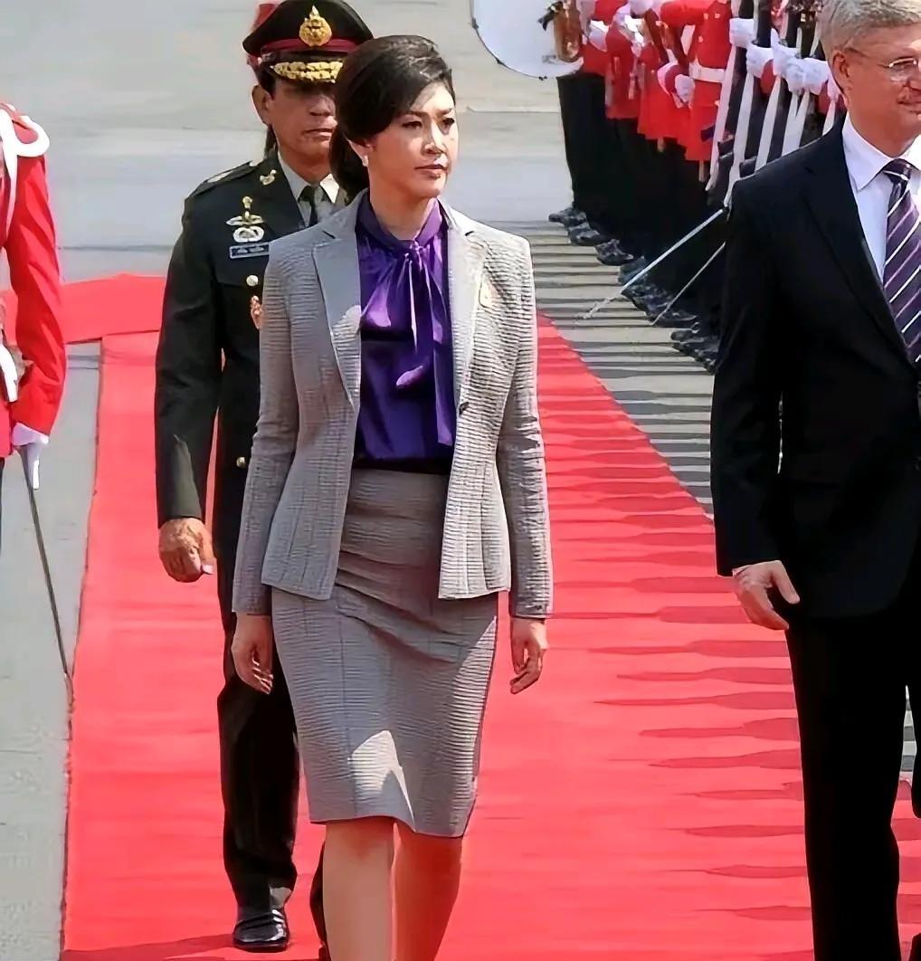 美貌与才华并存的亚洲第一美女加才女，这气质和气场哪个男人看了不心醉呢？