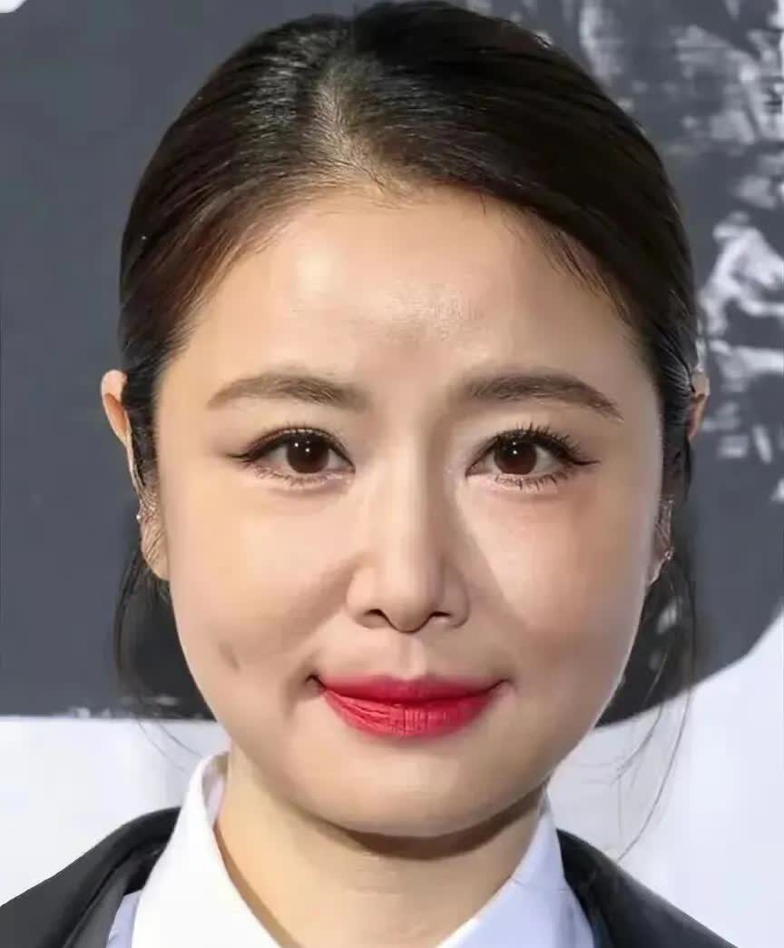 林心如的相貌竟然被那么多导演制片人嫌弃丑

林心如还珠格格紫薇一角色差点被换
