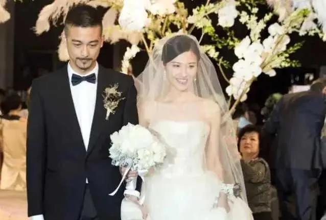 娱乐圈20年零绯闻夫妻，妻红女靓羡煞众人！杨子姗1986年11月6日出生于南京，