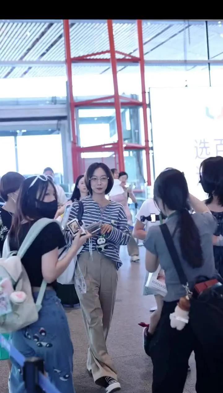 王珞丹晒内蒙古家乡美照，备战成团夜尽显双向奔赴的浪漫
在娱乐圈的纷纷扰扰中，王珞