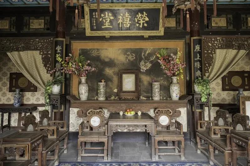 古代妃子下葬之时，
为何要将肛门堵住呢？
这恰是古人的智慧所在：
要是不堵住肛门