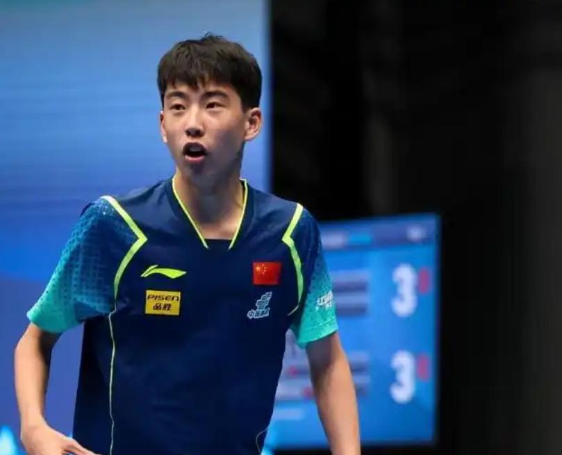 青少年排名，国乒全面落后，情何以堪！
虽然世界乒联的排名国乒林诗栋和孙颖莎还是占