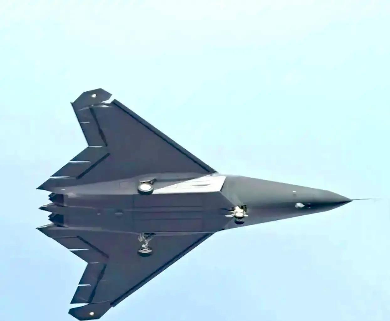 以前总是流传着这样一句话，美国负责想象，我们负责实现，摸着美国过河。不过随着中国