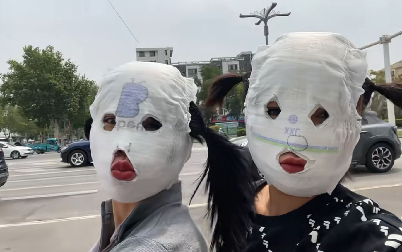 尿不湿：我这辈子一直以为会在夹缝中生存，没想道️一天也可以登鼻子上脸