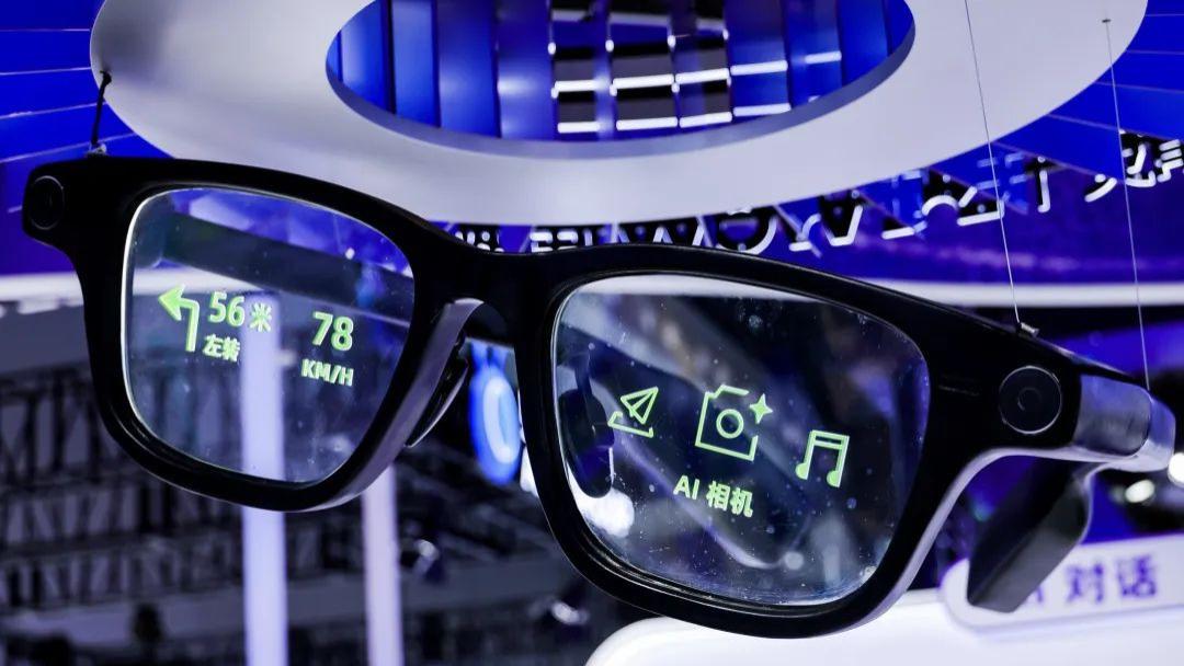 夸克AI眼镜爆单，已新增产线，明年1月充分释放产能