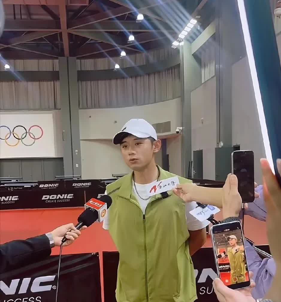 张继科开始搞事情了！

要自己当老板了！

张继科新开的球馆收费大概40