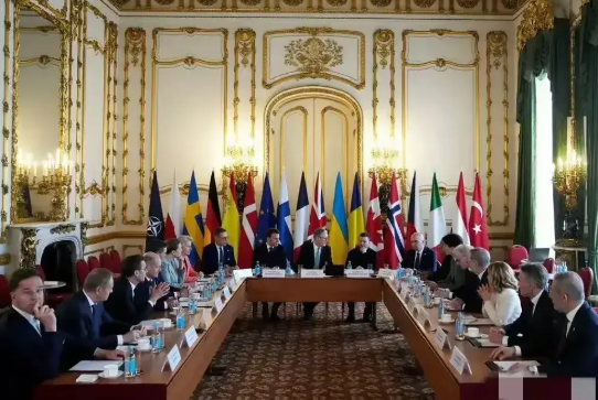 这真是天大的国际笑话！！

3月2日，18国领导人齐聚英国伦敦，为乌克兰问题举行