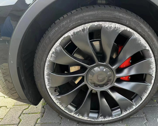 标续长续怎么选不会有这种帖子了
以前这哥俩差价五万，所以很多人问怎么选。 现在好