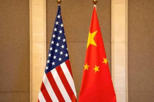 中国出手！限制30-40名美国人离境