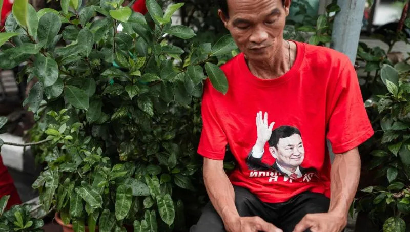 他信官司缠身，支持者多是老头老太











**文章：**




