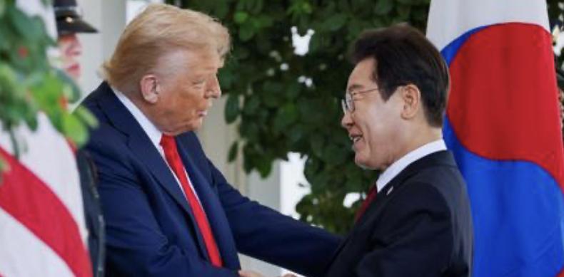 【特朗普月底访韩，参加中美峰会，但可能不参加APEC】
多家韩媒援引韩国外交消息