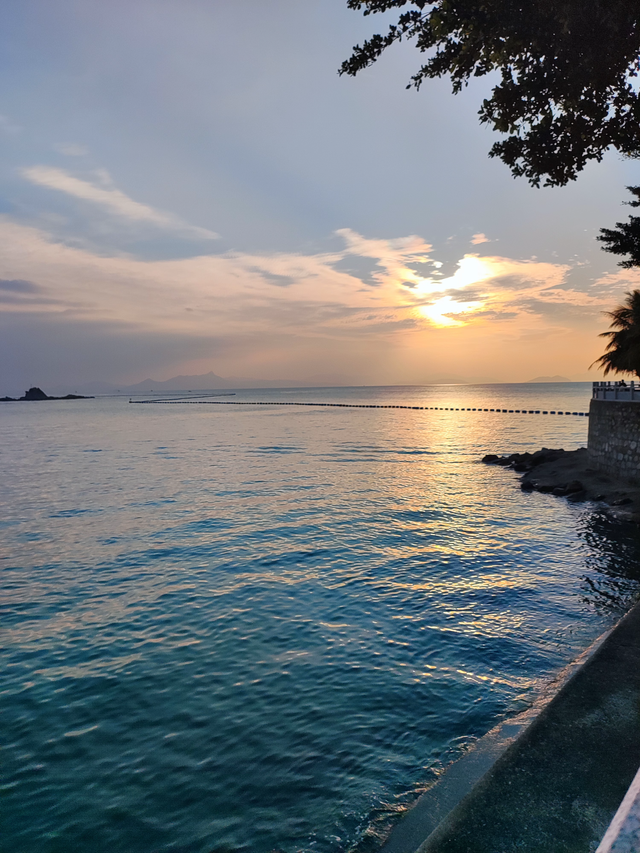 为什么通知换电池？
家里有一辆宋prodmi，去年底买的现在开了刚好一年，今天比