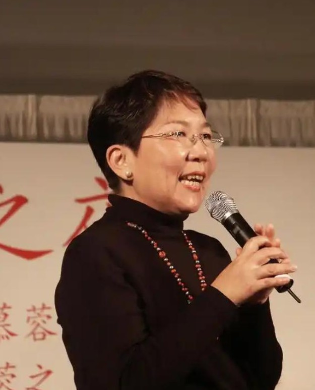 啥？《愚公移山》要从课本里踢出去？这消息一出，我直接原地爆炸！这可是从小听到大的