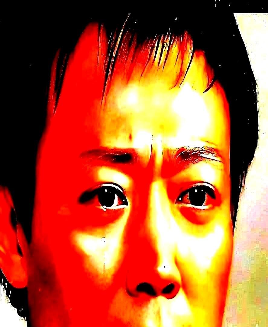 刚刚查了一下辛柏青，不查不知道，一查才明白，辛柏青估计很难再结婚了
现在菜市场搞