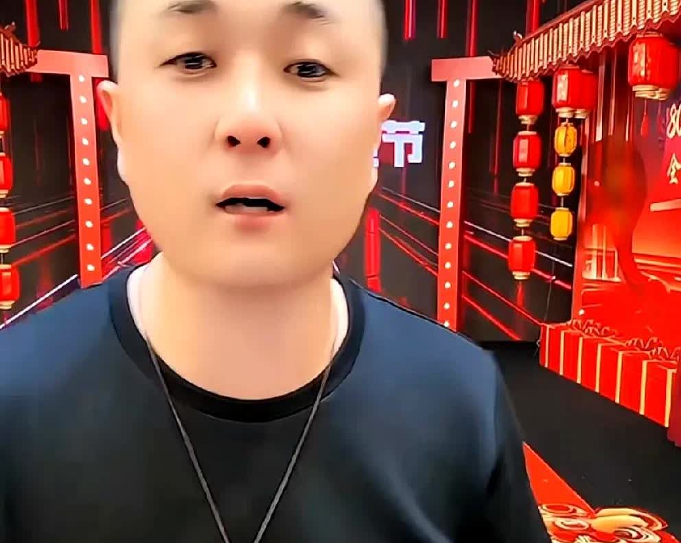 太原老葛暗签辛选？

粉丝猜测辛巴把太原老葛暗签了，九天分析不存在的事。
