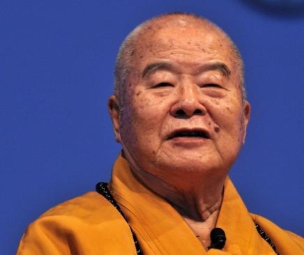 2012年，星云大师就交代过弟子，不料在他圆寂后，弟子们却违背了他的遗愿，偷偷将