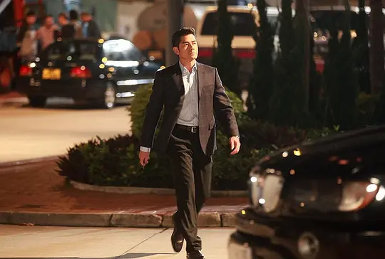    《寒战》这部片子堪称我看过的最好看的香港片。   
 因为控制得及其恰当而