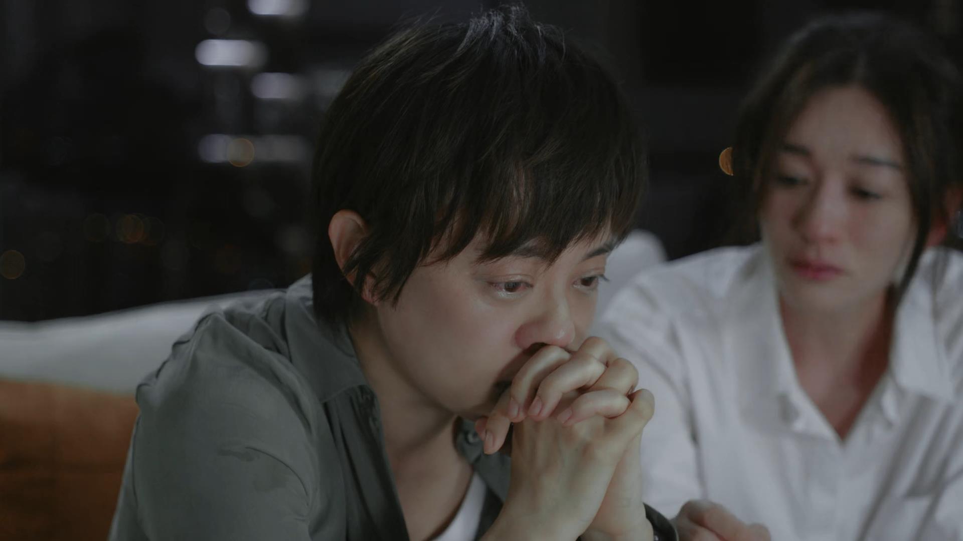 孙俪把自己哭变形了，也把观众哭不适了！
《乌云之上》第16集，韩青和姐姐周雪曼一