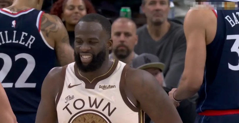 我强烈建议勇士立刻交易追梦格林！在今天勇士客场以102:103输给快船的比赛中，