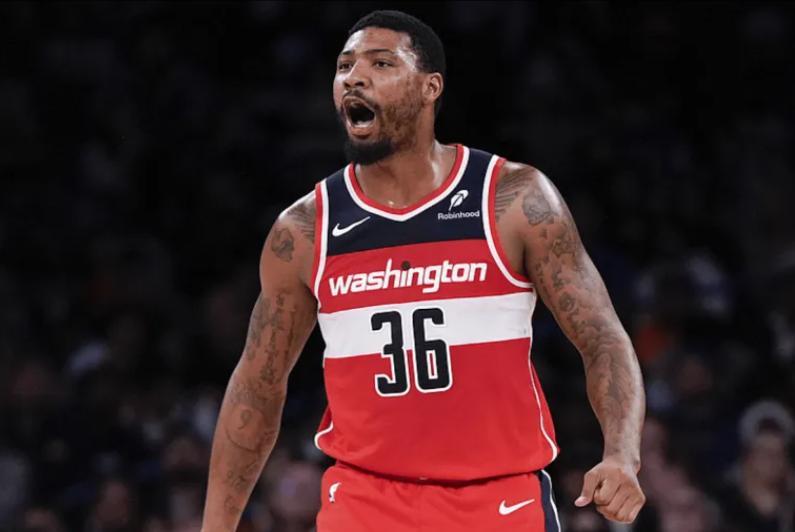 湖人新援-斯马特生涯荣誉：1次DPOY、3次一防、3次最佳拼搏奖
NBA 7月2