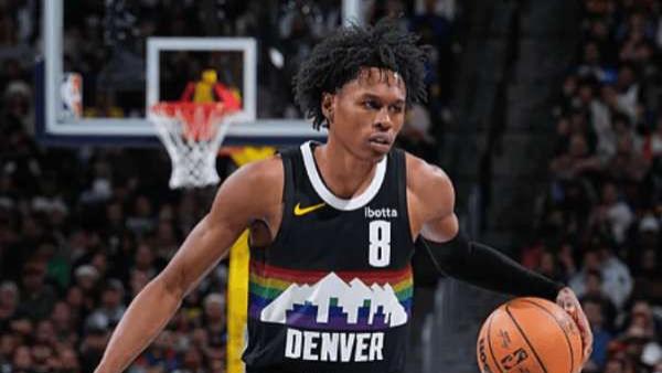 防守尖兵！沃特森的活力和能量提升球队防守，能从1防到4号位