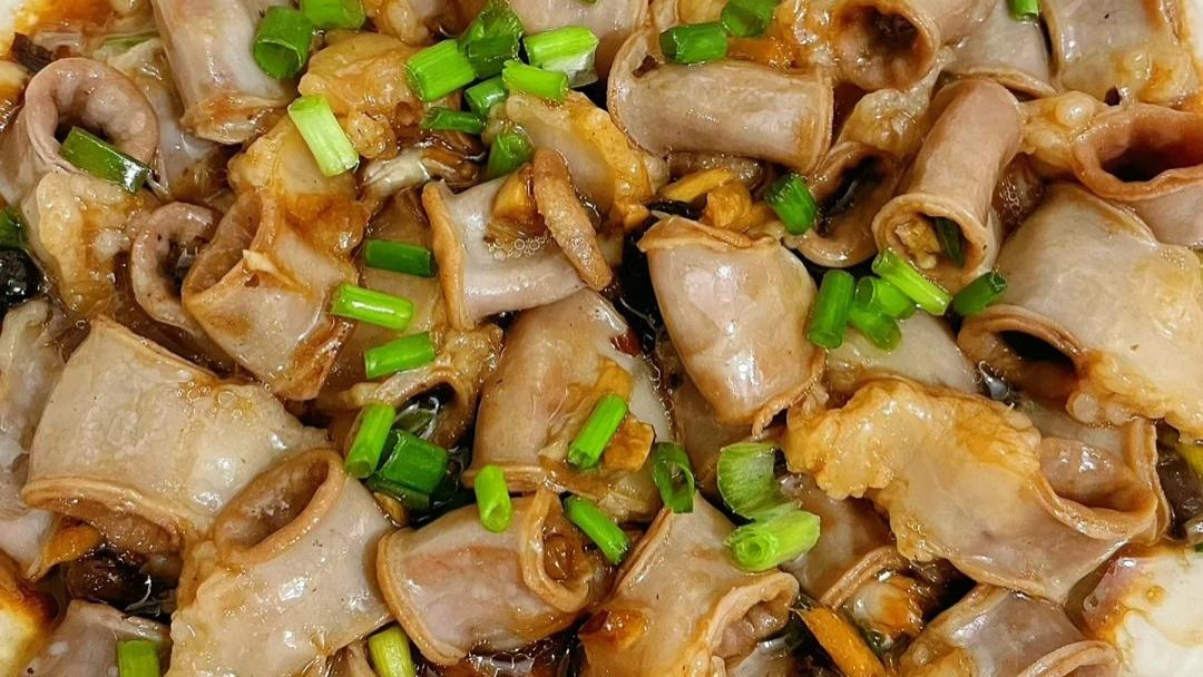 粤式豉汁蒸粉肠！粉肠 Q 弹汁拌饭，上桌秒光的下饭菜