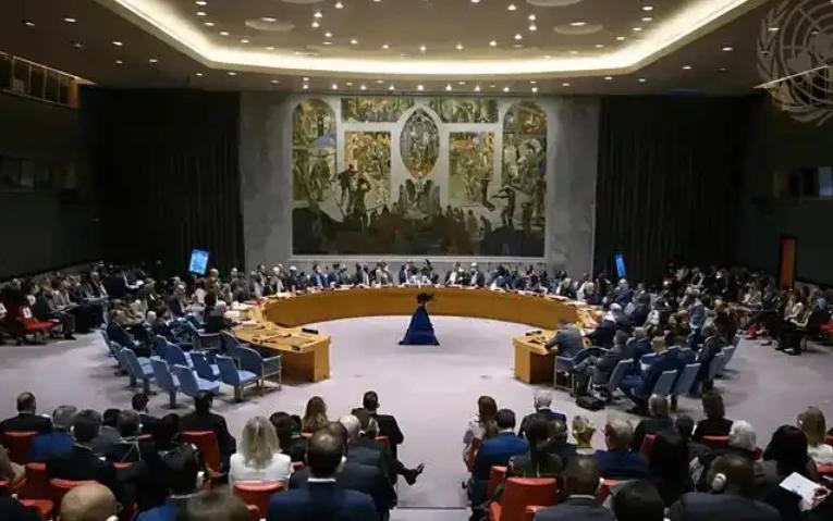 ··国际调解院成立说明了什么？别的不说，成员没有美国和俄罗斯，可能就已经证明了中