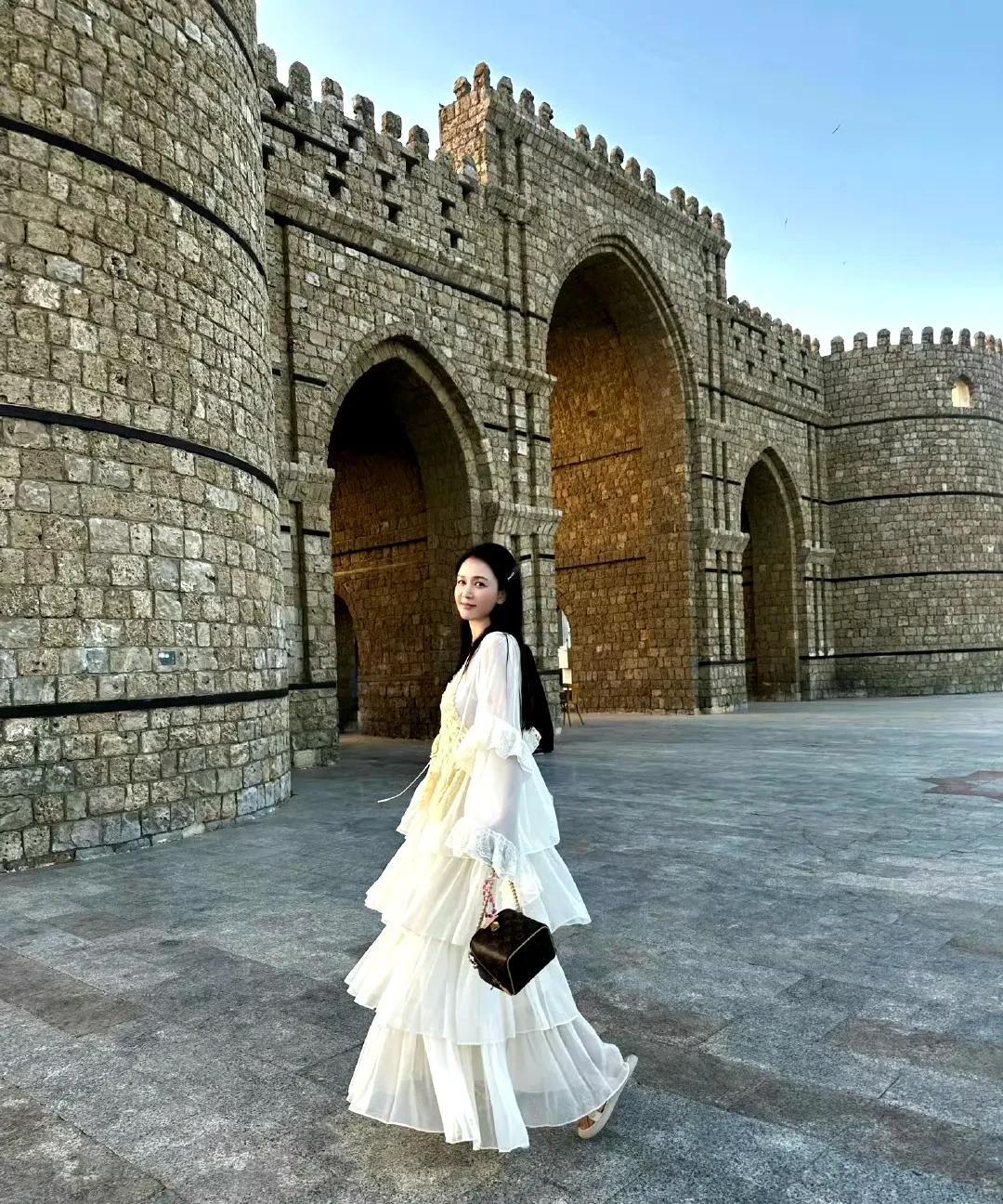 陈乔恩回应盲肠炎热搜，老娘没想上这种热搜！
5月29日中午，陈乔恩回应盲肠炎上热