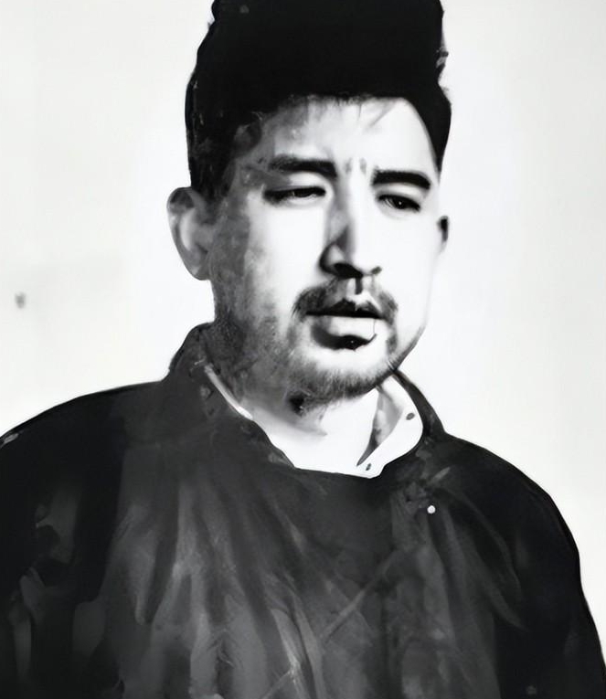 1950年3月，这一天，裕华纱厂托儿所所长叶兰英跟往常一样上街买菜。她在挑选青菜