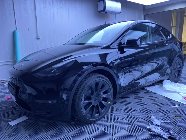 只有我觉得倒车影像卡的不行么
倒车影像真的很卡，之前不卡，更新了几次卡的不行，太