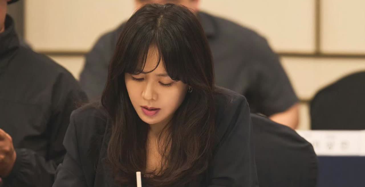 孙艺珍又要出来上班啦！确认出演韩剧《variety》，在剧中饰演娱乐公司老板&K