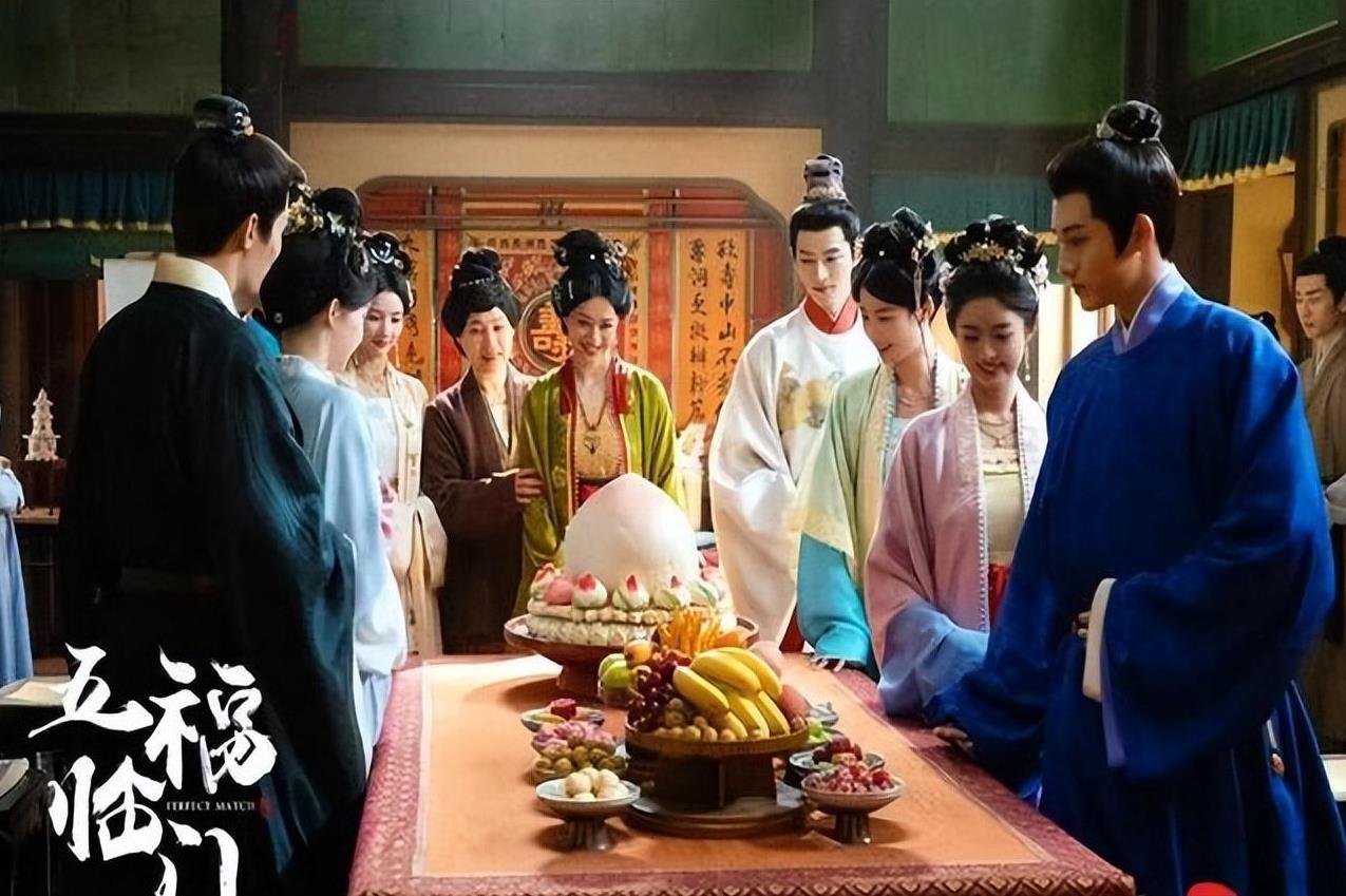 2025年最火国产剧大揭秘，《猎罪图鉴2》稳坐榜首
随着2025年一天天过去，咱
