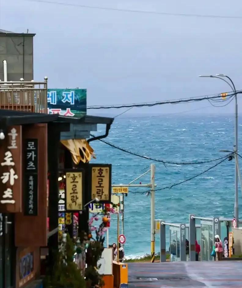 [浮云]中国人不高兴的后果有多严重呢？2016年，韩国人请愿拒绝中国游客进入济州